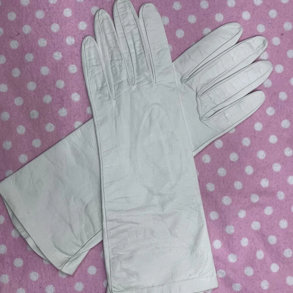 Vintage White Leather gloves M